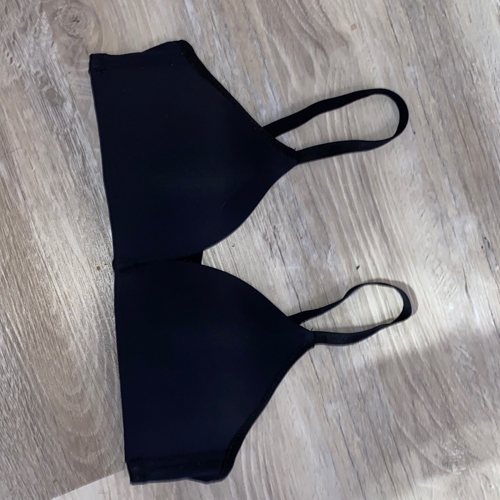Wireless Black bra, size (small)